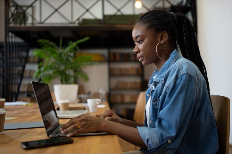 How to Make Money Online in Cameroon