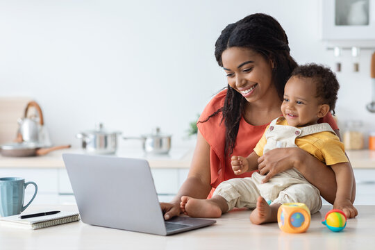 20 Side Hustles Stay-at-Home Mums Are Using to Build Sustainable Income